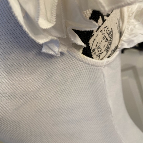 ZARA White Ruffle Sleeve Women's Bodysuit - Picture 4 of 9